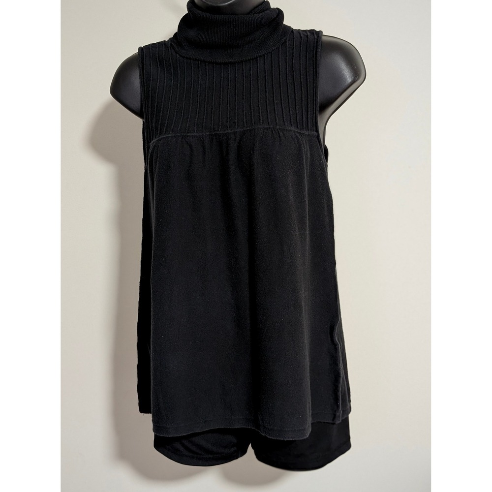 Old Navy Black Sleeveless Turtleneck Top Knit Ribbed Cotton Tank Size Medium